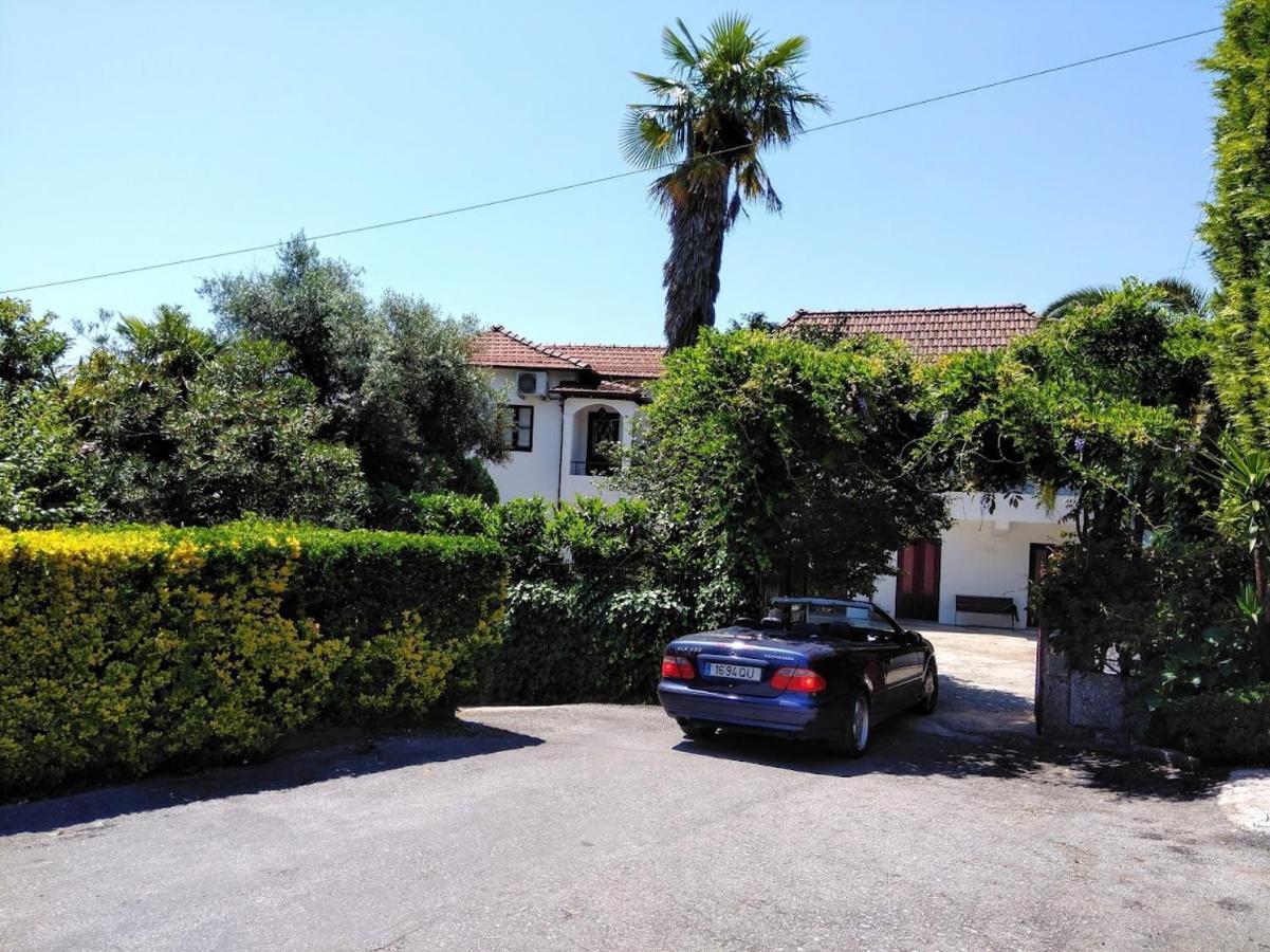 Casa De Marlaes Villa Lousada Eksteriør billede