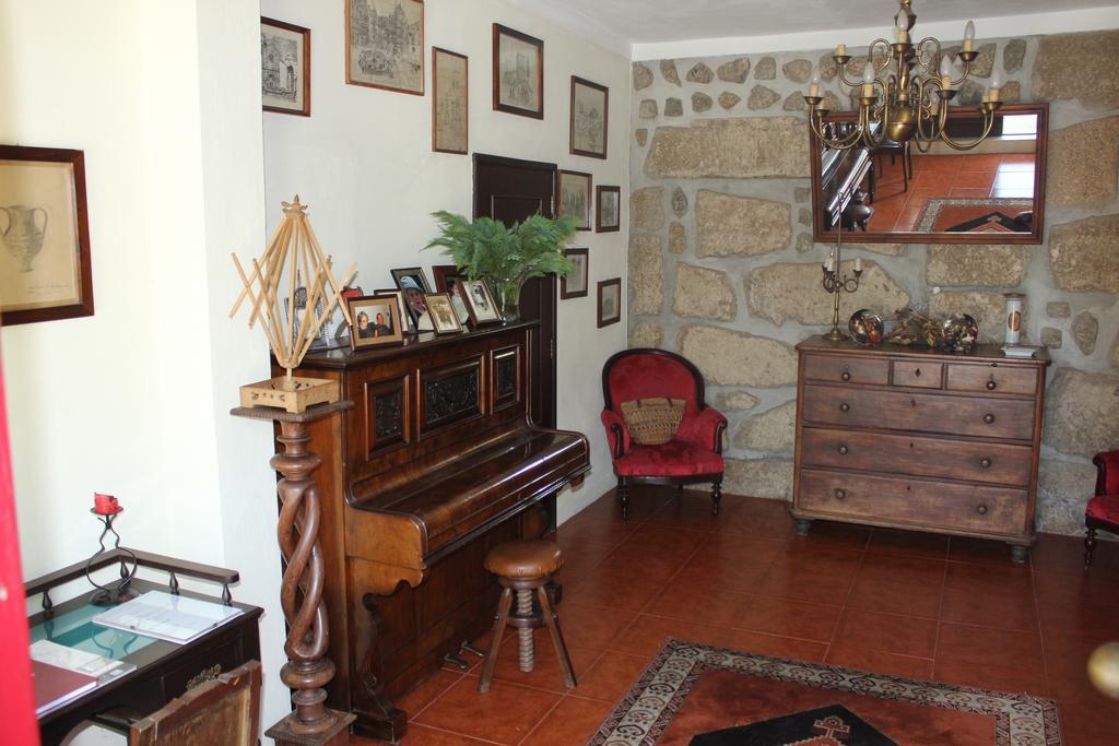 Casa De Marlaes Villa Lousada Eksteriør billede